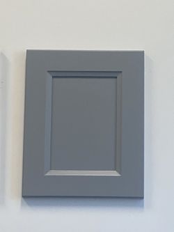 Gray Shaker