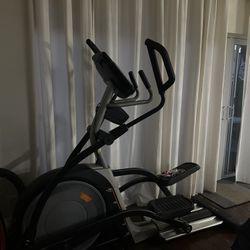  NordicTrack Elliptical machine