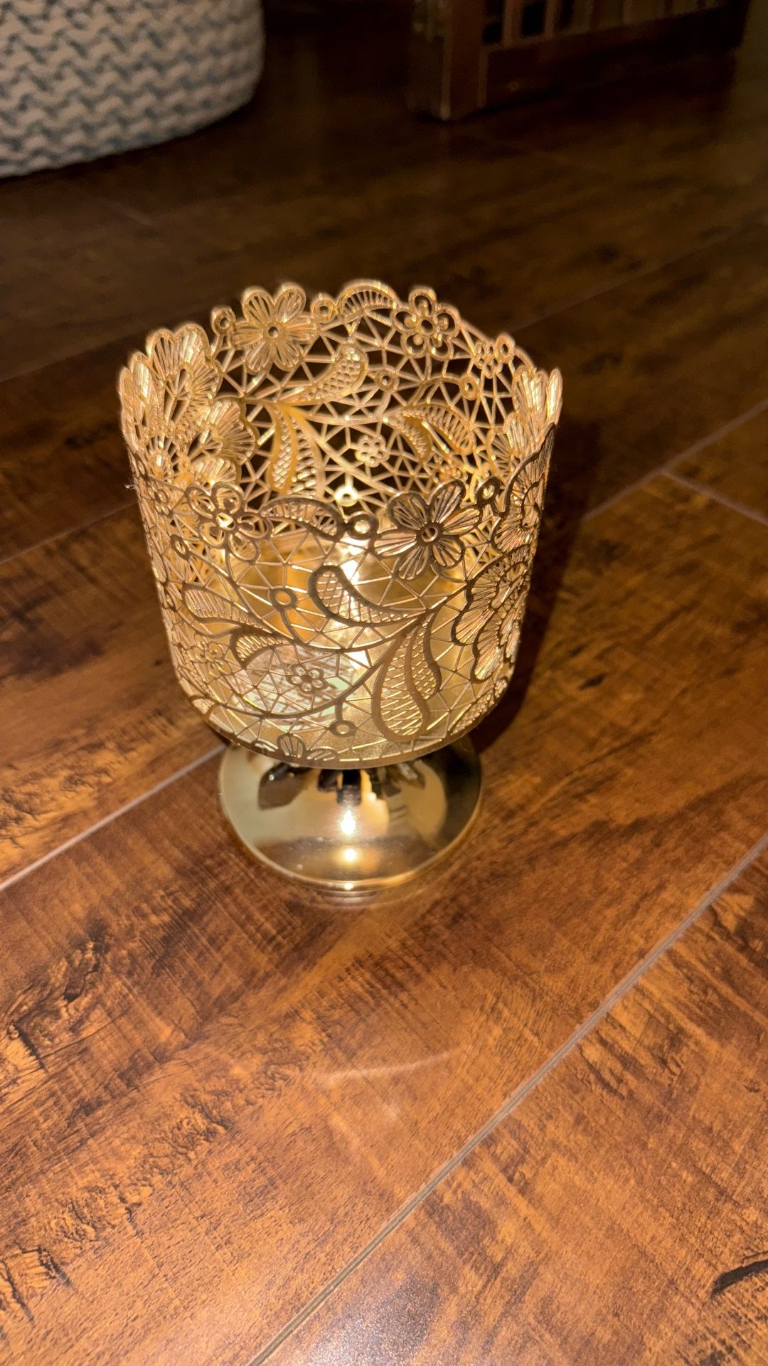 Bath & Body Works Candle Holder - Gold Design