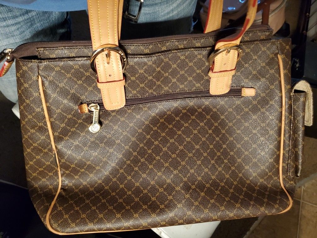 Rioni Purse