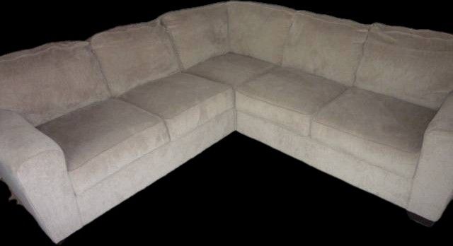 Sectional Sofa β $300 FIRM π FREE Delivery (San Diego)