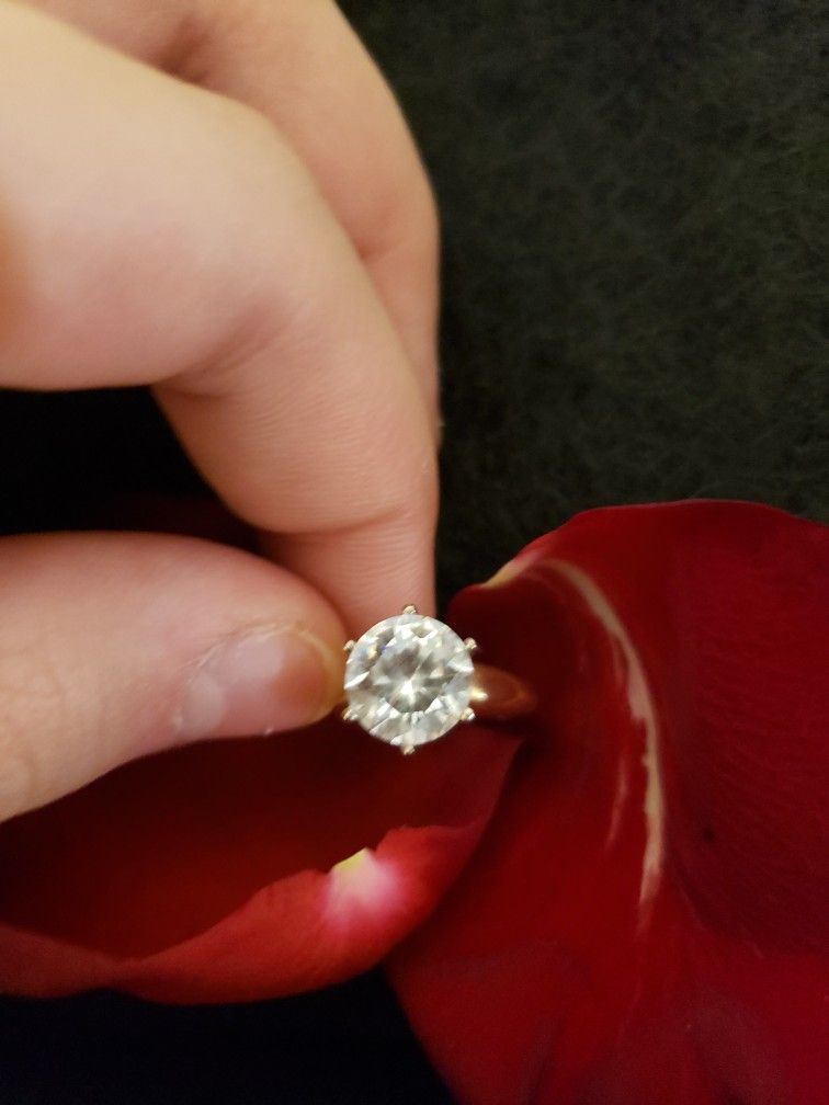 White Sapphire 14k Ring