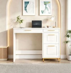 Desk with Drawers, 43 Inch Desk with Storage
4 Storage Drawers, Golden Handles, Computer Desk with Storage, Home Office Desk for Bedroom, Study Room