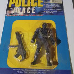 Police Force Figure Play Set.