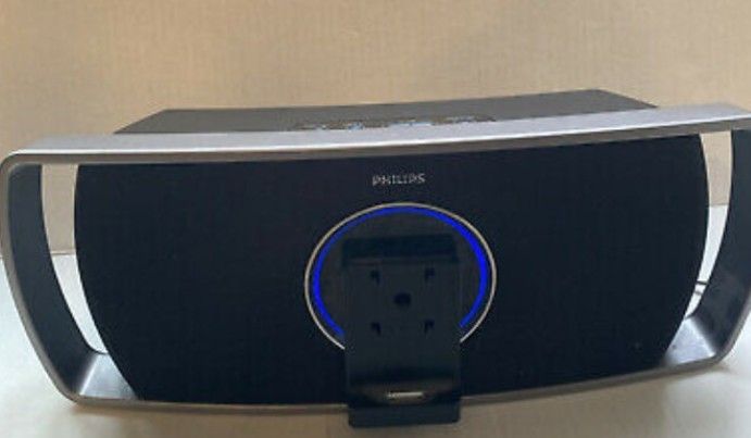 Phillips Speaker for iPhone 1-3 Generation New In Box