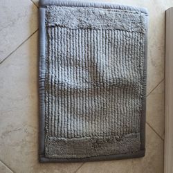 Reversible Bath Mat