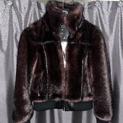 GUESS BURGUNDY FAUX FUR JACKET SIZE SMALL