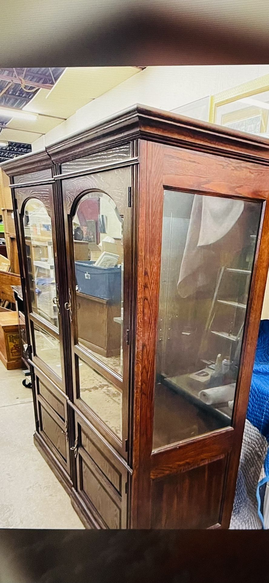 Large 4 Shelf Display Cabinets 