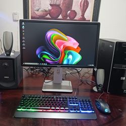 Hp Pavilion desktop Computer Windows 10. Good Condition.  AMD Athlon (tm) llx  4630 processor.   4gb Ram.  wifi adapter.  vlc DVD Writer.   monitor 23