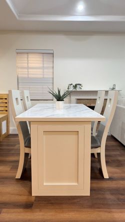Dining Table Set with 4 Chairs