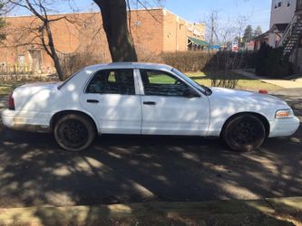 2007 ford crown Vic 102k miles