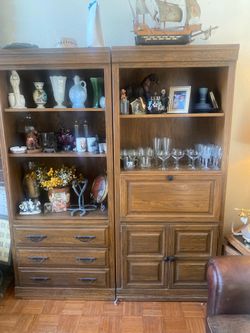 Oak Cabinets & matching bookshelves