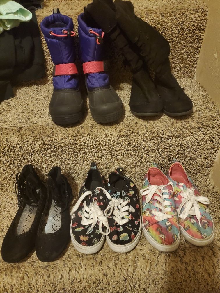 Girls shoe lot- sz1-