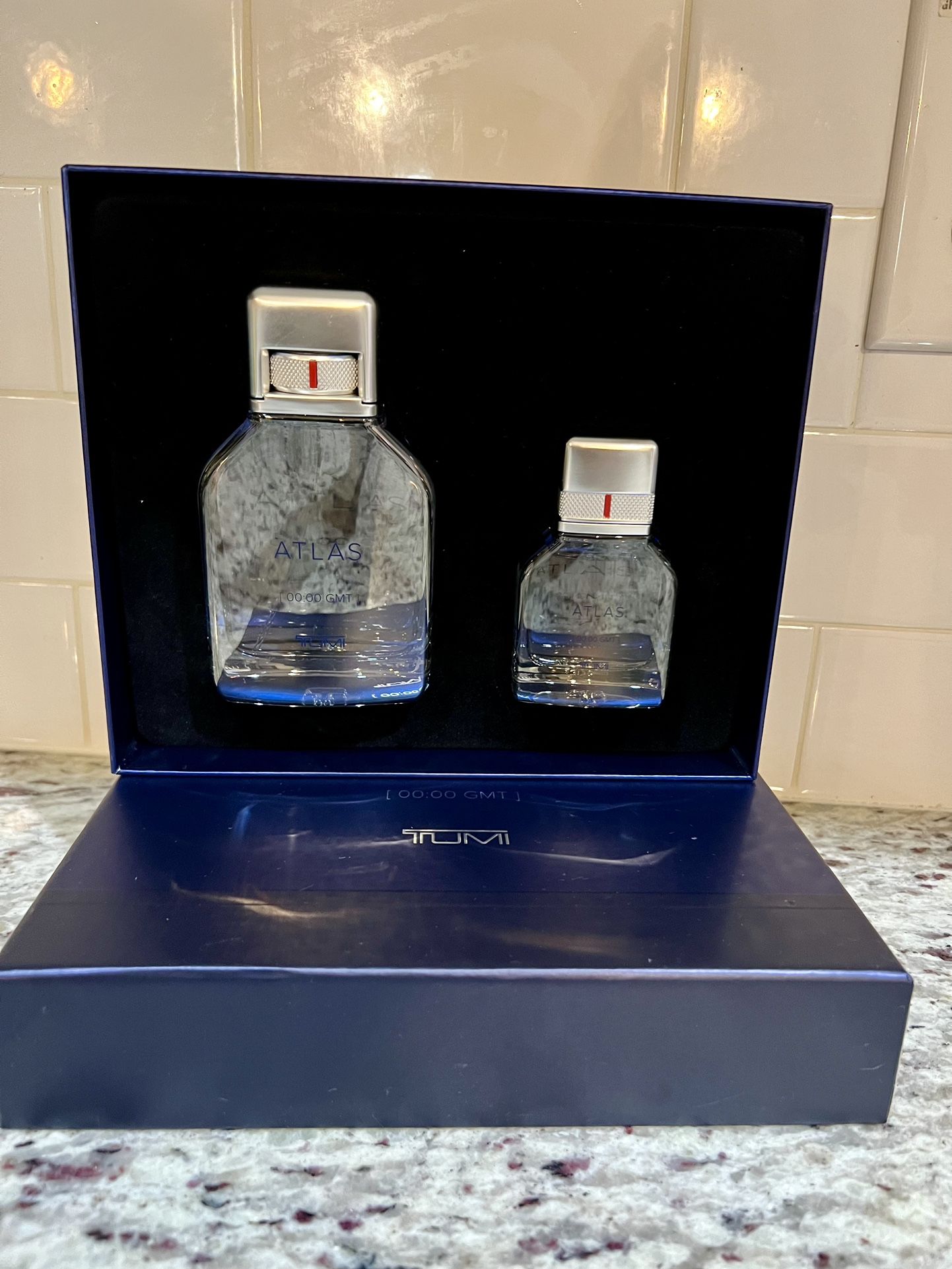 New Tumi Atlas Cologne set