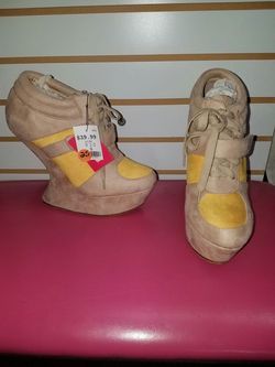 Size 9.5 brand new
