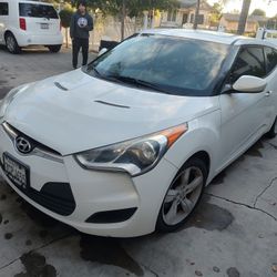 Hyundai Veloster 2014