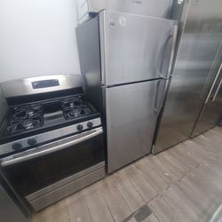 GE sets stainless stove and fridge  28 inches 30inches stove warranty  301 saundview ave  bronx  ny 10473..prices $800