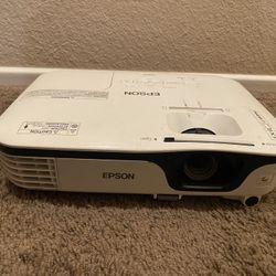 Epson EX3210 projector