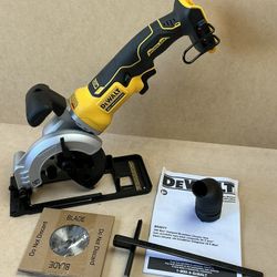 DEWALT DCS571B ATOMIC 20V MAX Cordless Brushless 4-1/2 in. Circular Saw (Tool Only)