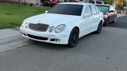2006 Mercedes Benz E350