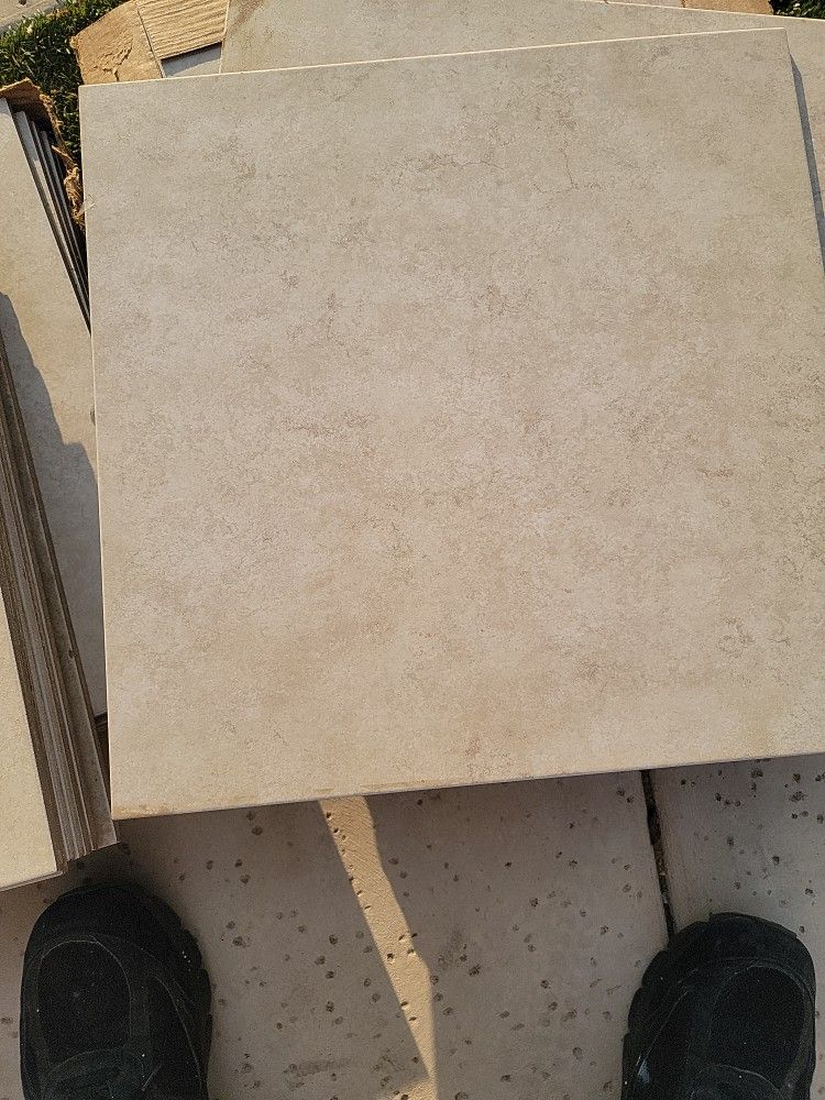daltile ct51 hazelle 18x 18 floor tile