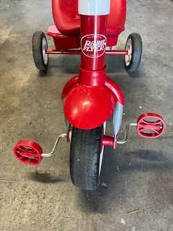 Radio Flyer Kids Tricycle