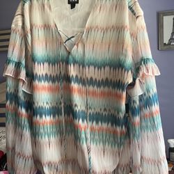 NEW Large Ivory/multicolor Shirt SALE. $8. 🍀