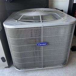 AC Unit  Carrier // Aire Acondicionado 2.5 Toneladas . 