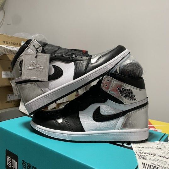 J High OG“Metallic Silver”