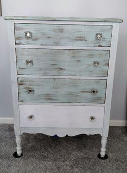 Antique/Vintage Dresser Chest