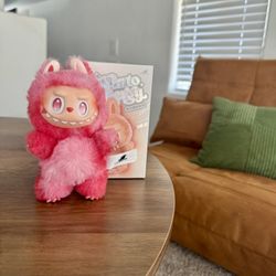 LOVE LABUBU Big into energy 