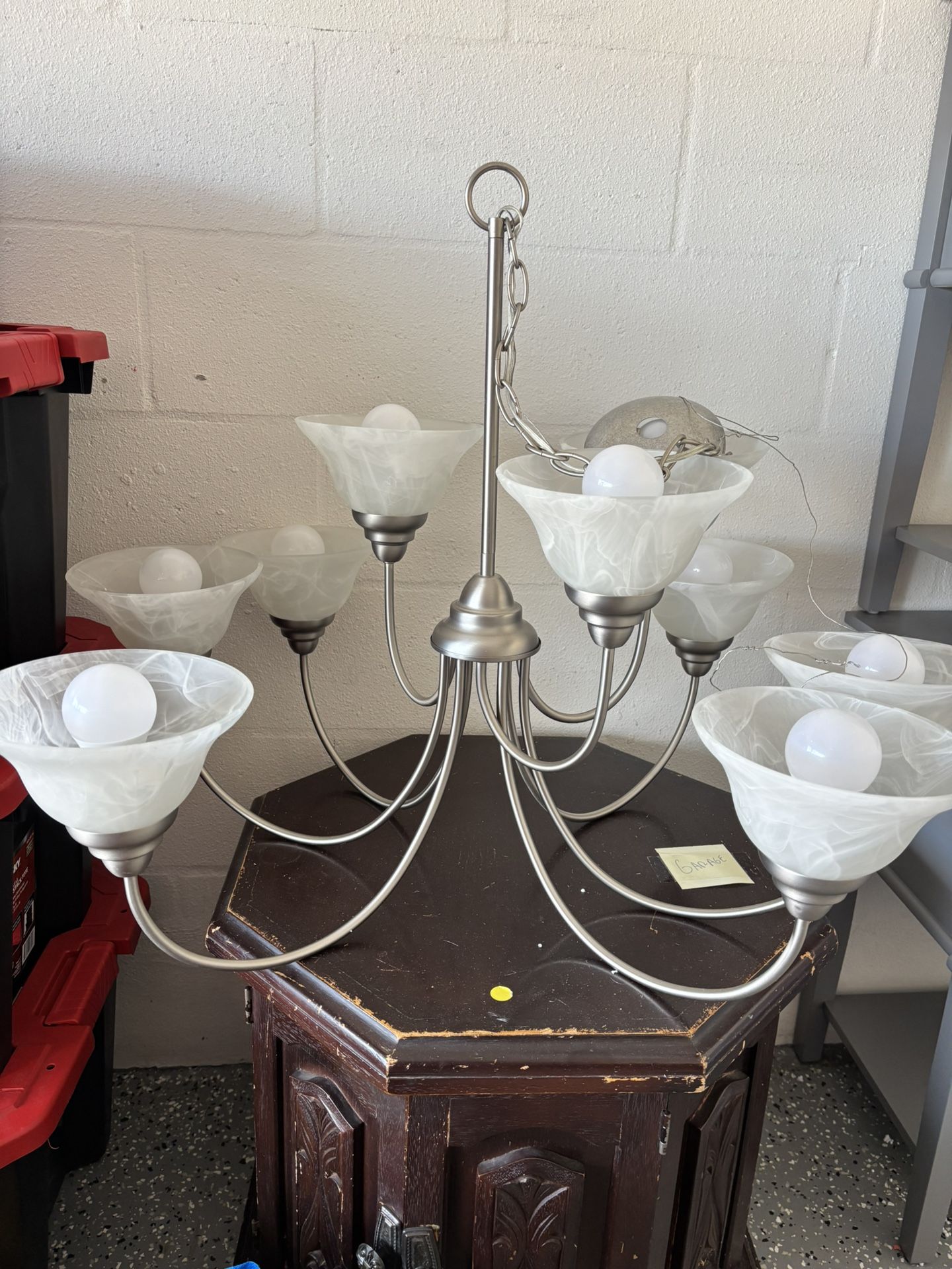 Chandelier 