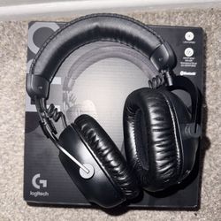 Logitech pro headphones