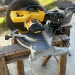 12”Dewalt miter saw