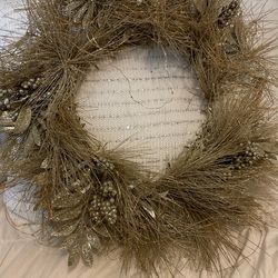 Sparkly Gold Elegant Holiday Wreath