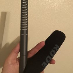 Rode NTG-2 shotgun mic