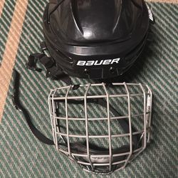 Bauer Kids Hockey Helmet