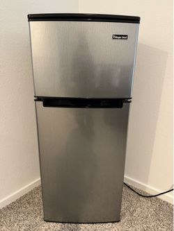 Magic Chef Mini Fridge