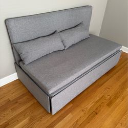 Queen Sleeper Sofa – Clean, Comfortable, Space-Saving
