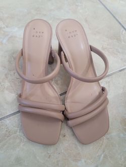 A NEW DAY Size 7