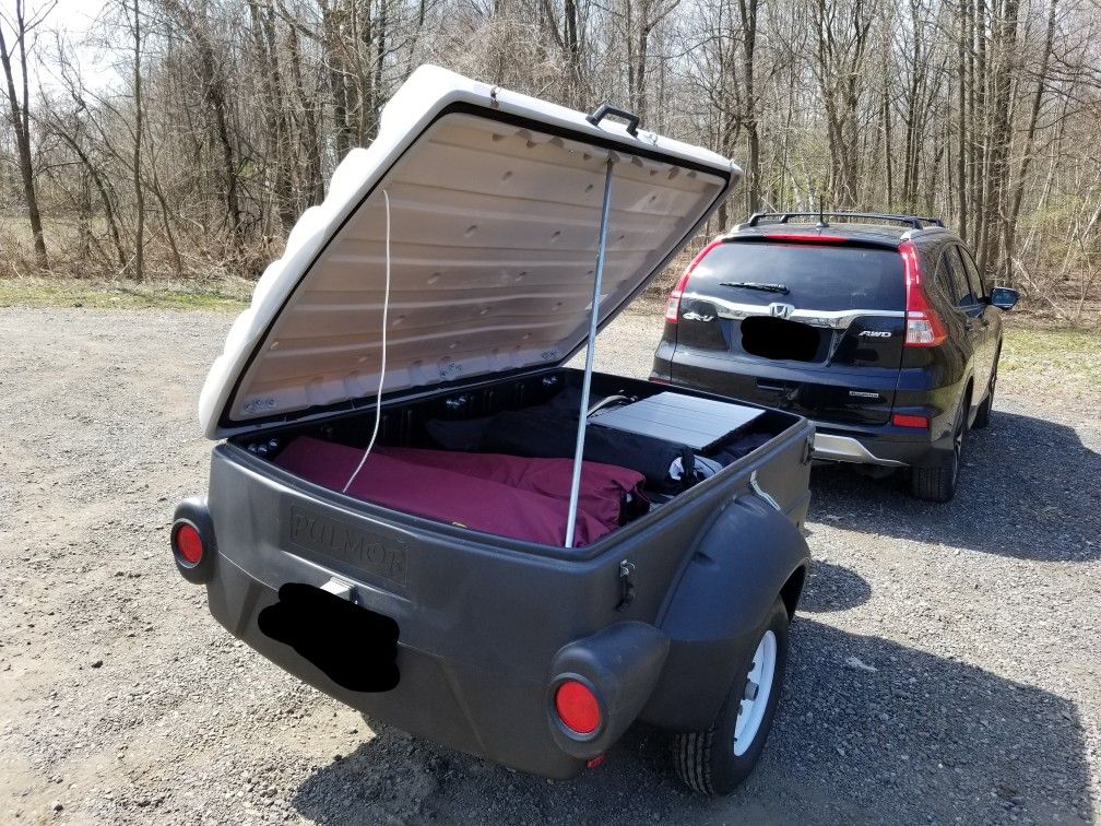 2017 Pulmor Enclosed Cargo Utility Trailer