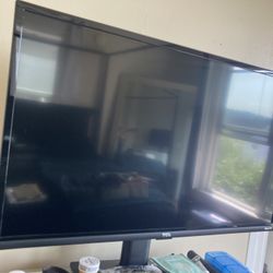 29” X 17” Roku Smart TV