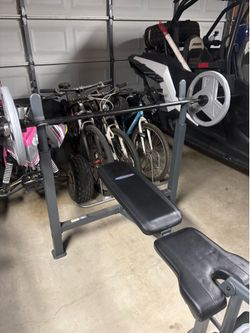 Weight bench with weights $275
