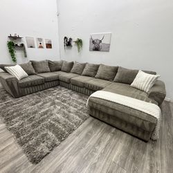 Huge Sectional Couch - Free Delivery 