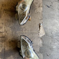 Infiniti G37x Sedan Headlights 