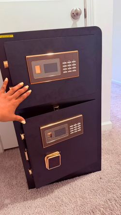 This 7.2 Cu.ft safe box provides you with enough storage space.