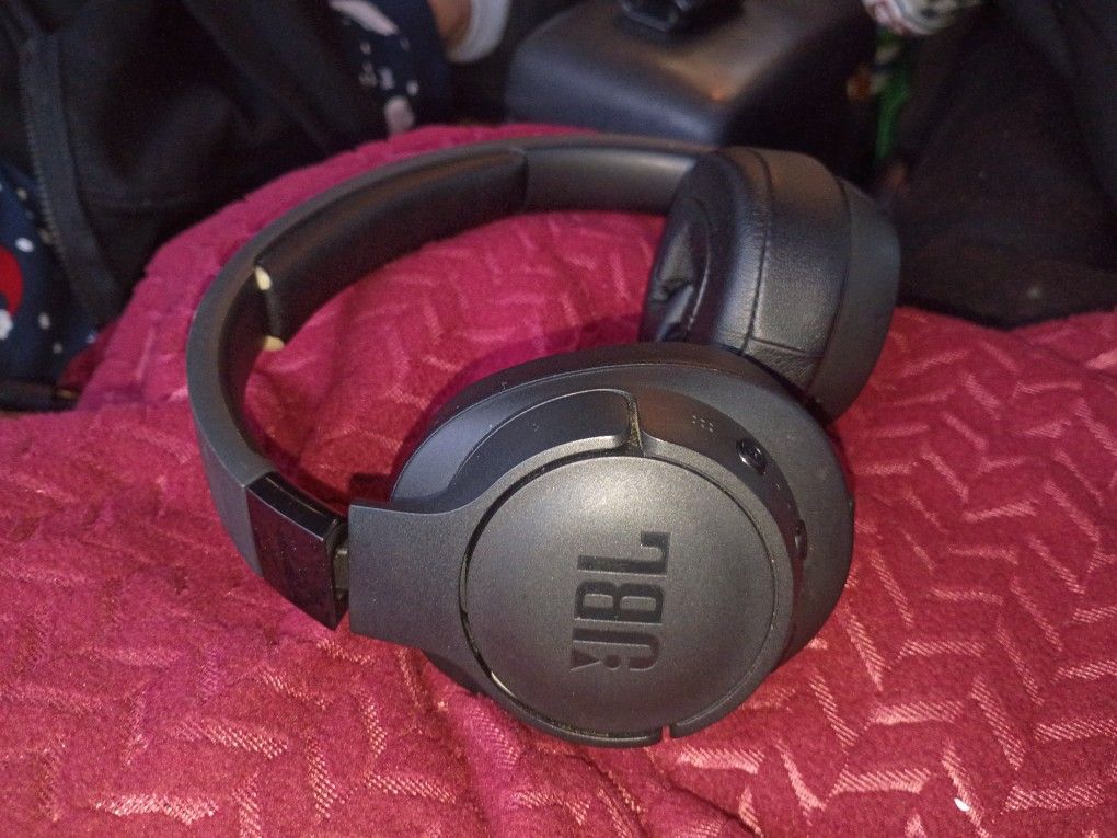 Black/JBL Headphones 