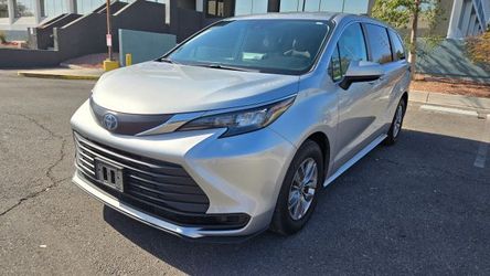 2024 Toyota Sienna