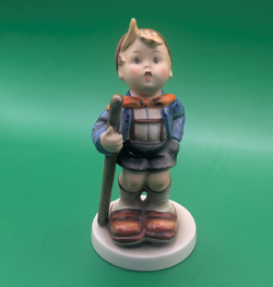 Hummel Little Hiker 16/1 Figurine, TMK-2 Full Bee