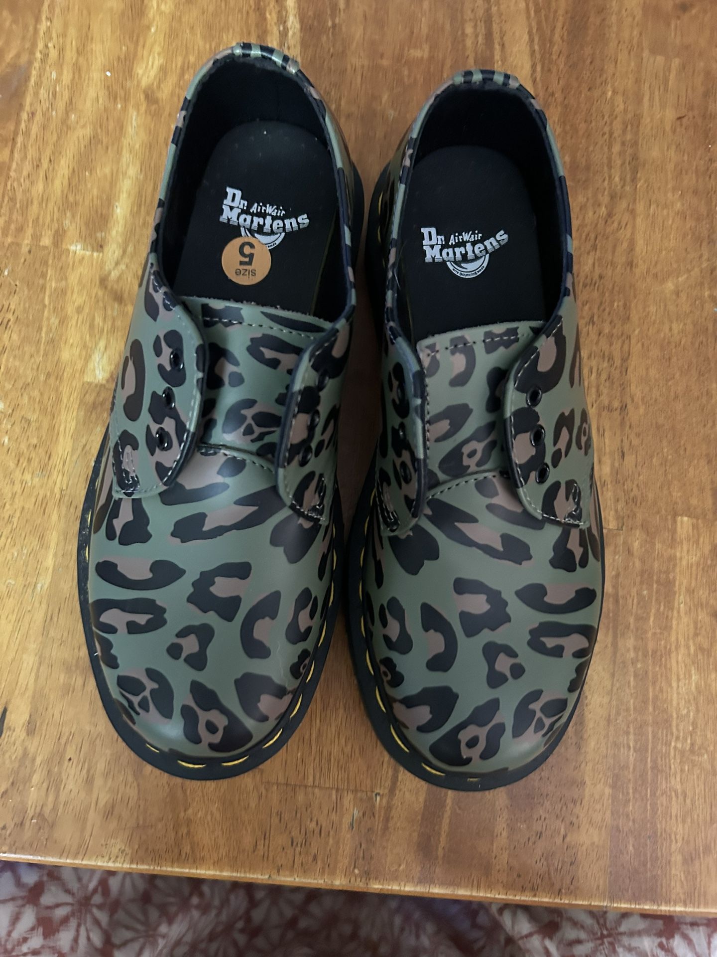  Dr. Martens Women's Leopard Print - Size 5